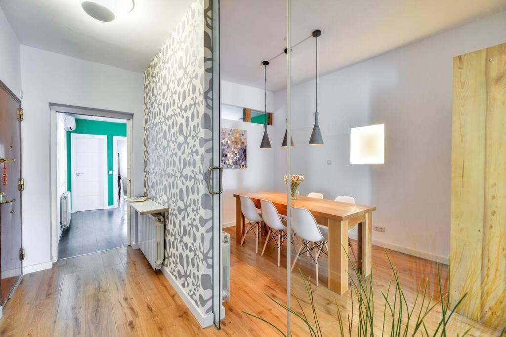 Big Stylish And Modern Apartment In Madrid Centre Εξωτερικό φωτογραφία
