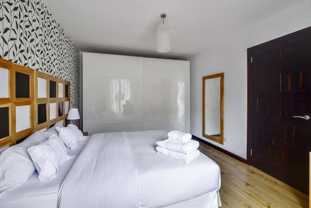 Big Stylish And Modern Apartment In Madrid Centre Εξωτερικό φωτογραφία